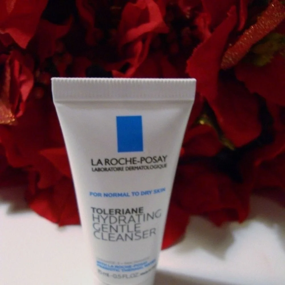 5 La Roche-posay Toleriane Hydrating Gentle Cleans